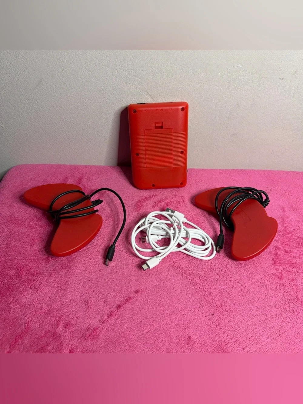 Nentendo Handheld Retro-Style Gaming Console with Two Red Controllers